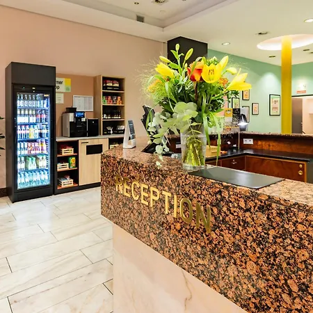 فندق Garner - Main Station By Ihg 4*