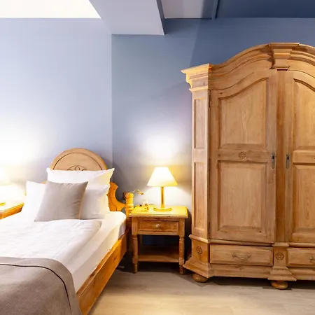 Garner - Main Station By Ihg 4*