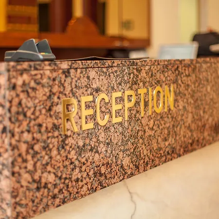 Hotel Madison 4*