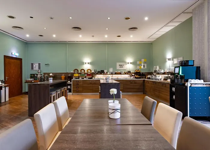 酒店 Garner - Main Station By Ihg 4*