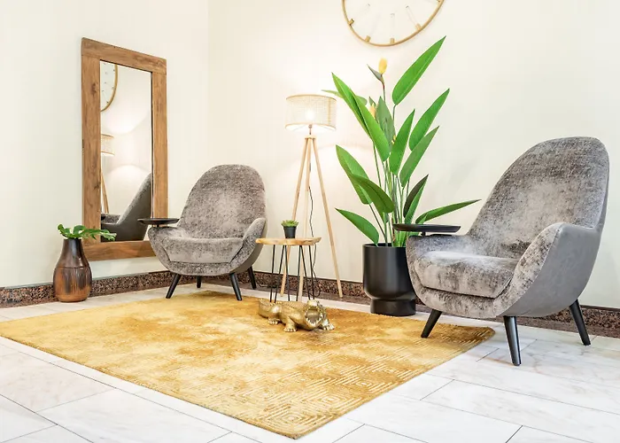 酒店 Garner - Main Station By Ihg 4*