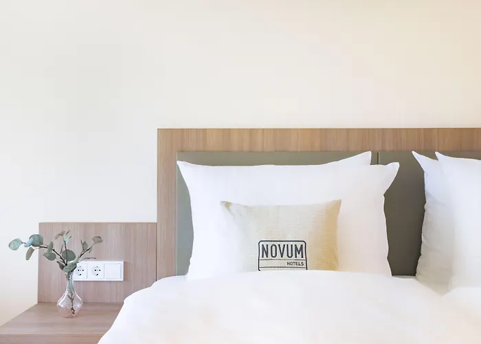 Garner - Main Station By Ihg 酒店 4*