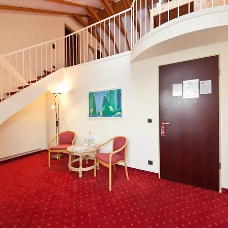 Madison Hotel 4*