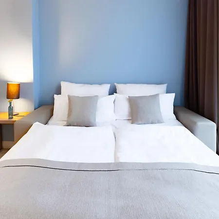 Garner - Main Station By Ihg 4*