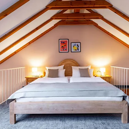 Garner - Main Station By Ihg