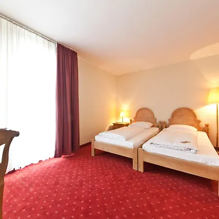 Garner - Main Station By Ihg فندق 4*