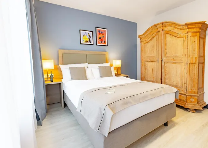 Garner - Main Station By Ihg Hotel