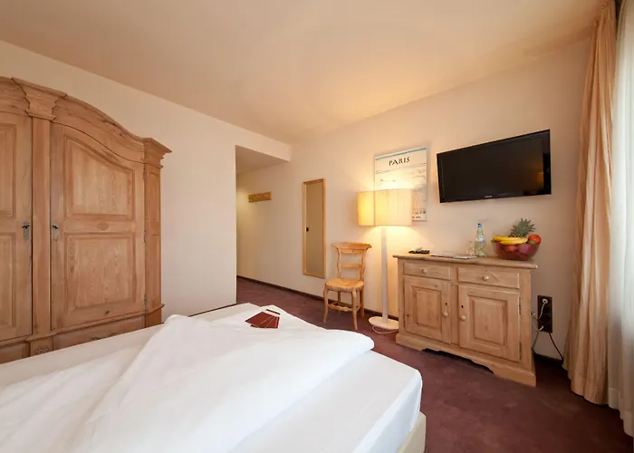 Garner - Main Station By Ihg Hotel